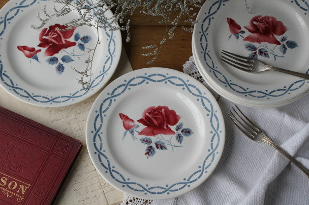 飾っても素敵なバラのプレート（皿）ディゴワンサルグミンヌ窯
