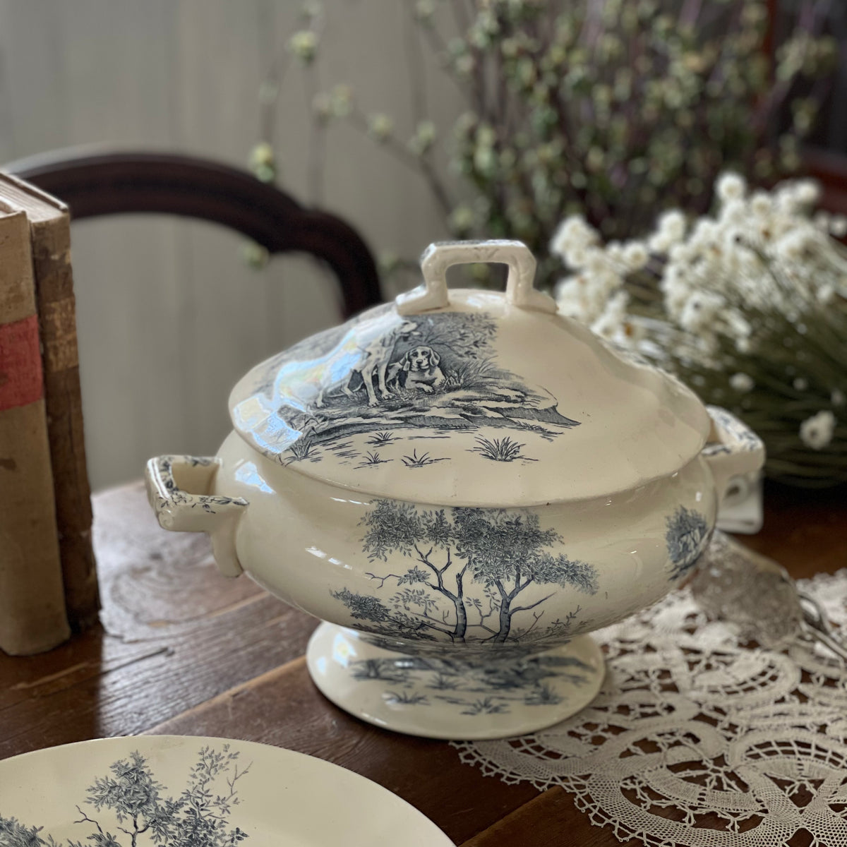 ロンシャン窯 犬の絵柄のスーピエール フランスアンティーク食器 ロンシャン窯 犬の絵柄のスーピエール フランスアンティーク食器