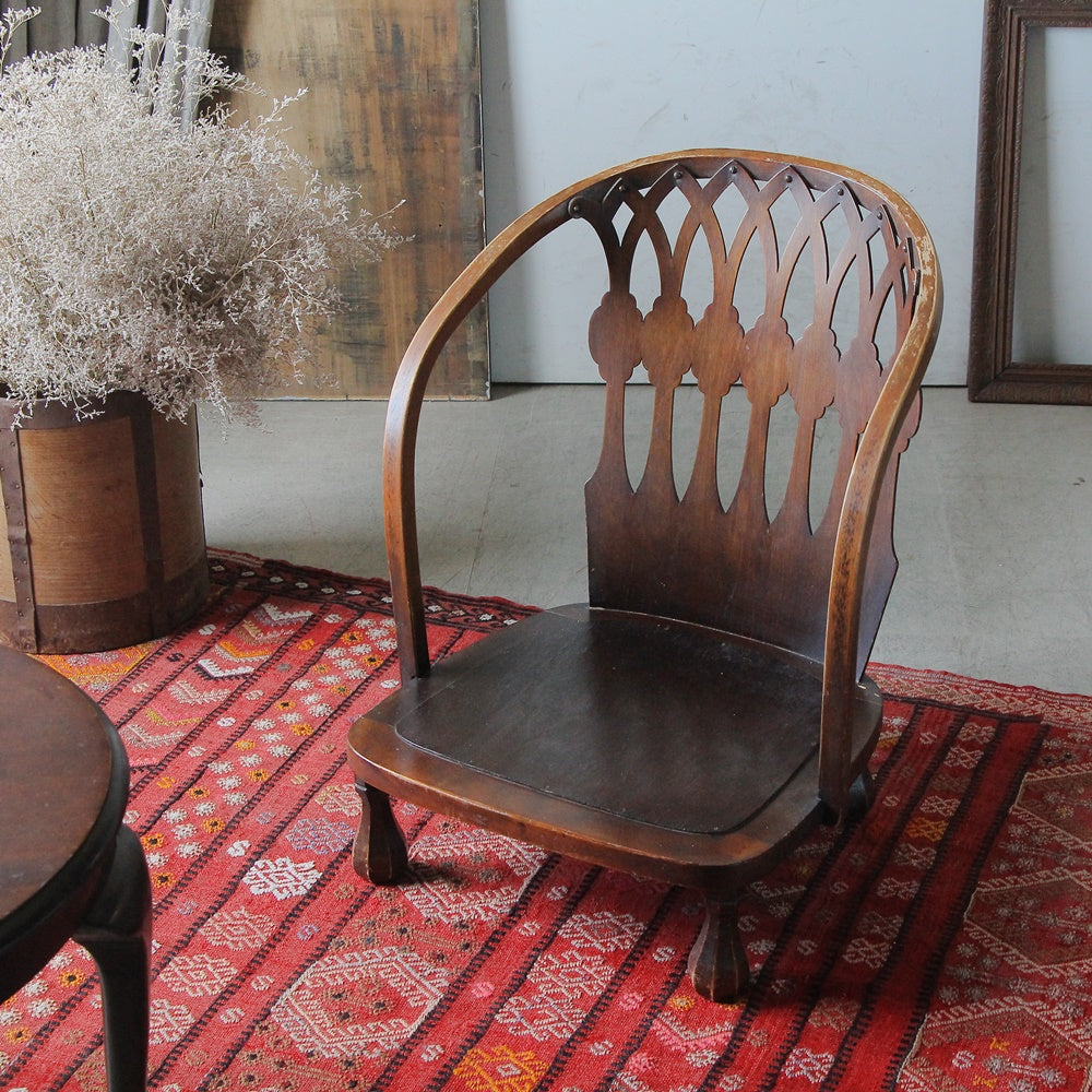 1930年代ナーサリーアームチェア イギリスアンティーク – チェルシー