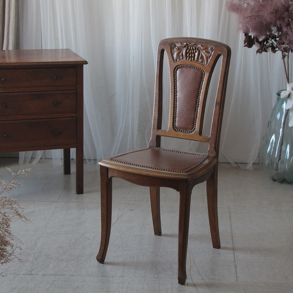 ぶどう模様のマホガニー材レザー（本革）チェア フランスアンティーク