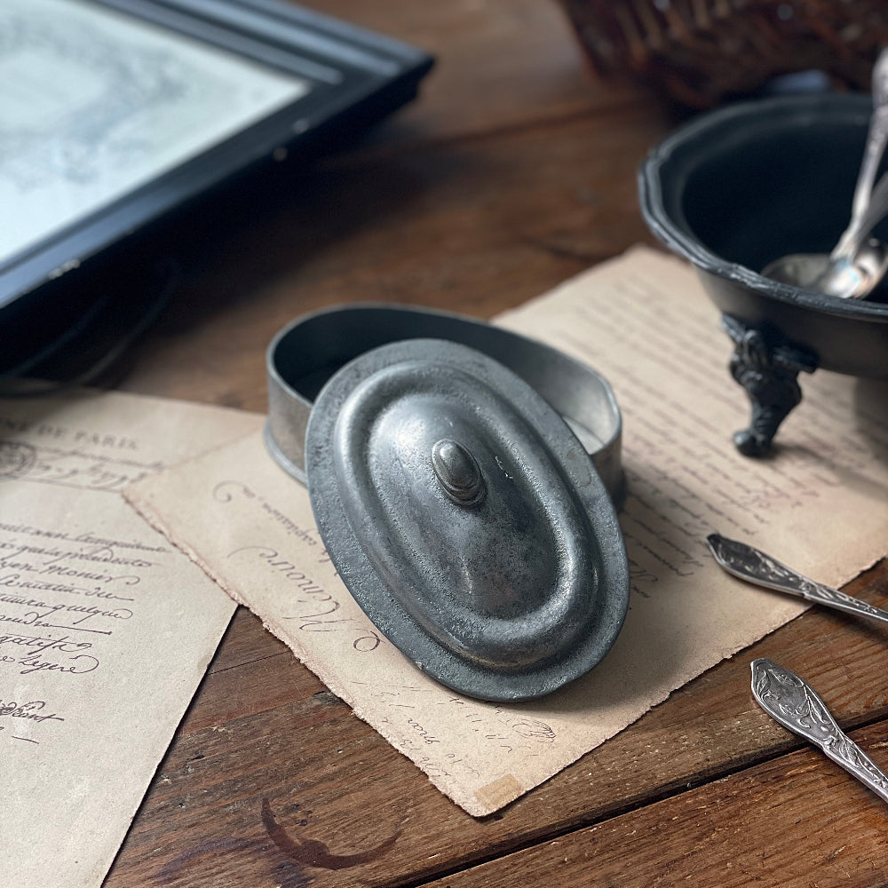 エタン製蓋付き小物入れ（12.5x8cm） フランスアンティーク