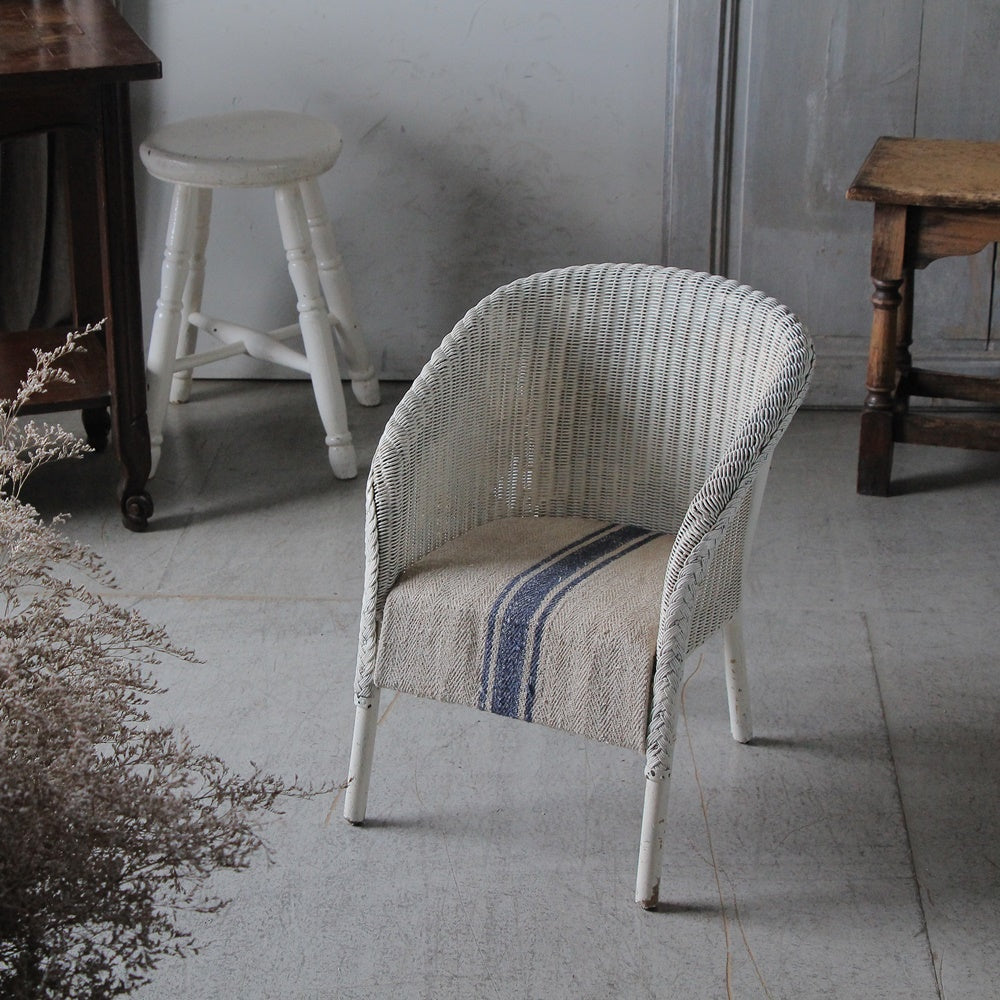 レアな子供用ロイドルームチェア（アンティークリネン） イギリス