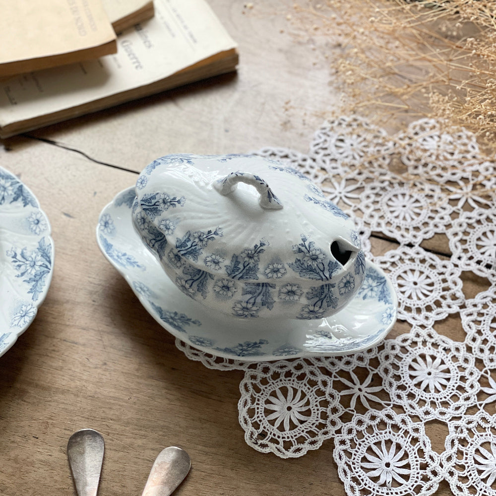 リュネビル窯『LUC』シリーズ 蓋付きソーシエール フランス