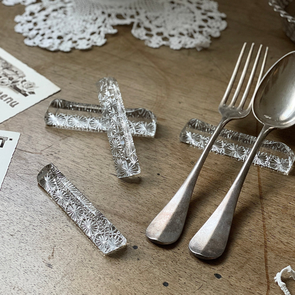 2セットあり！ガラス製ペアナイフレスト フランスアンティーク