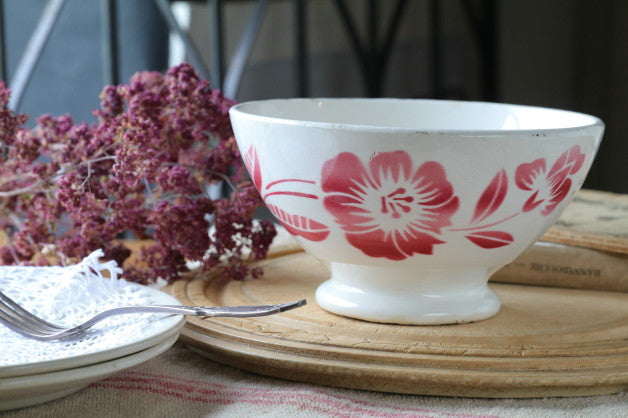 大きいサイズの赤い花模様 カフェオレボウル フランスアンティーク食器