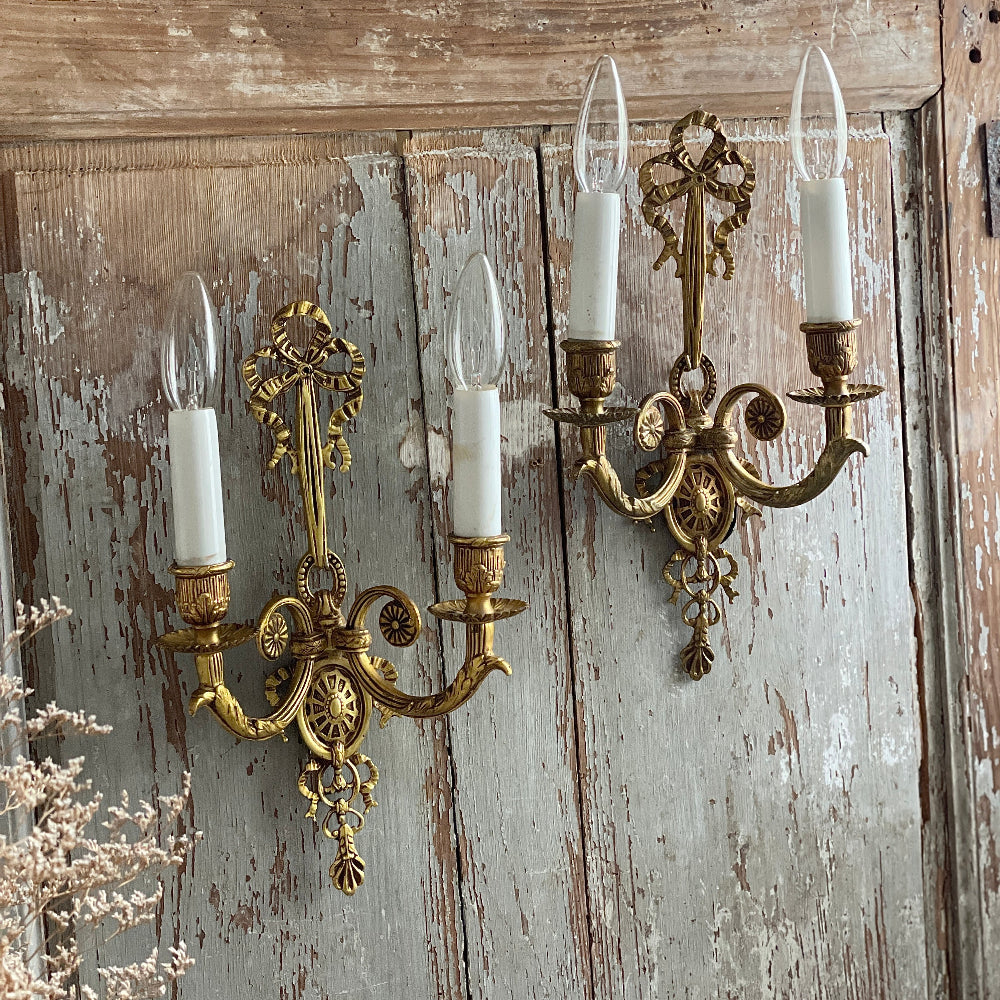 2点あり！リボンの2灯ブラケット（壁付け照明） フランス