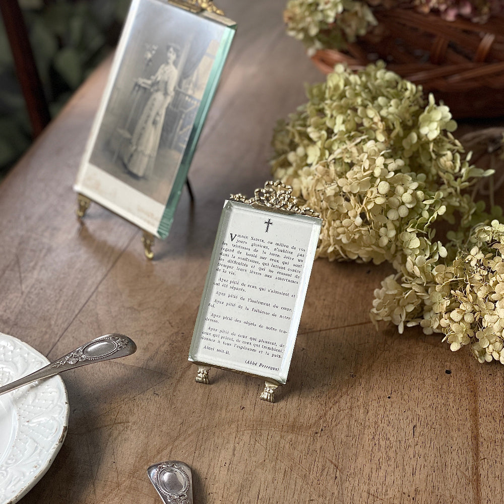 リボンモチーフのオルモルフォトスタンド（13.5x6.5cm