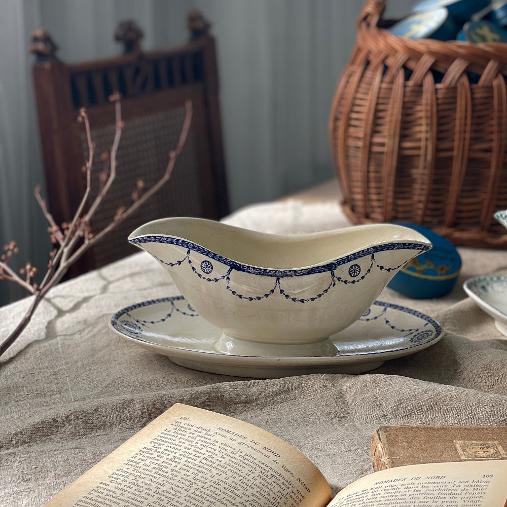 リュネビル窯ブルーのガーランド柄ソーシエール フランスアンティーク