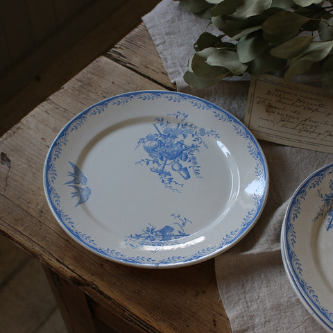 可愛い小鳥柄ディゴワンサルグミンヌ窯平皿（直径24cm）　フランスアンティーク食器