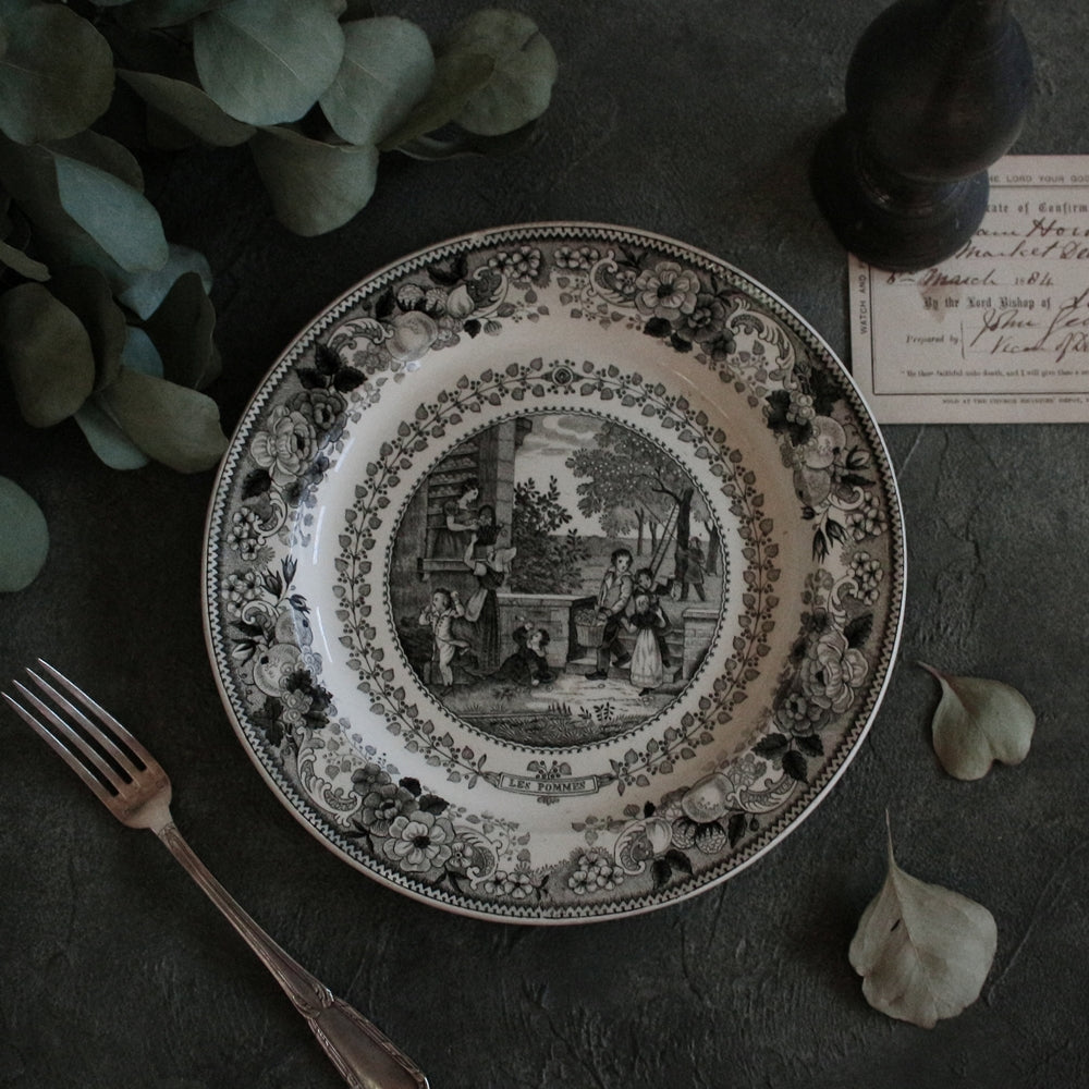 クレイユモントロー窯グリザイユ（直径21.5cm）りんご フランス