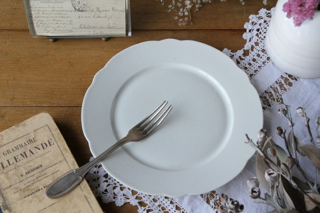 複数枚あり！MEHUN窯リムの可愛い白い器 フランスアンティーク食器