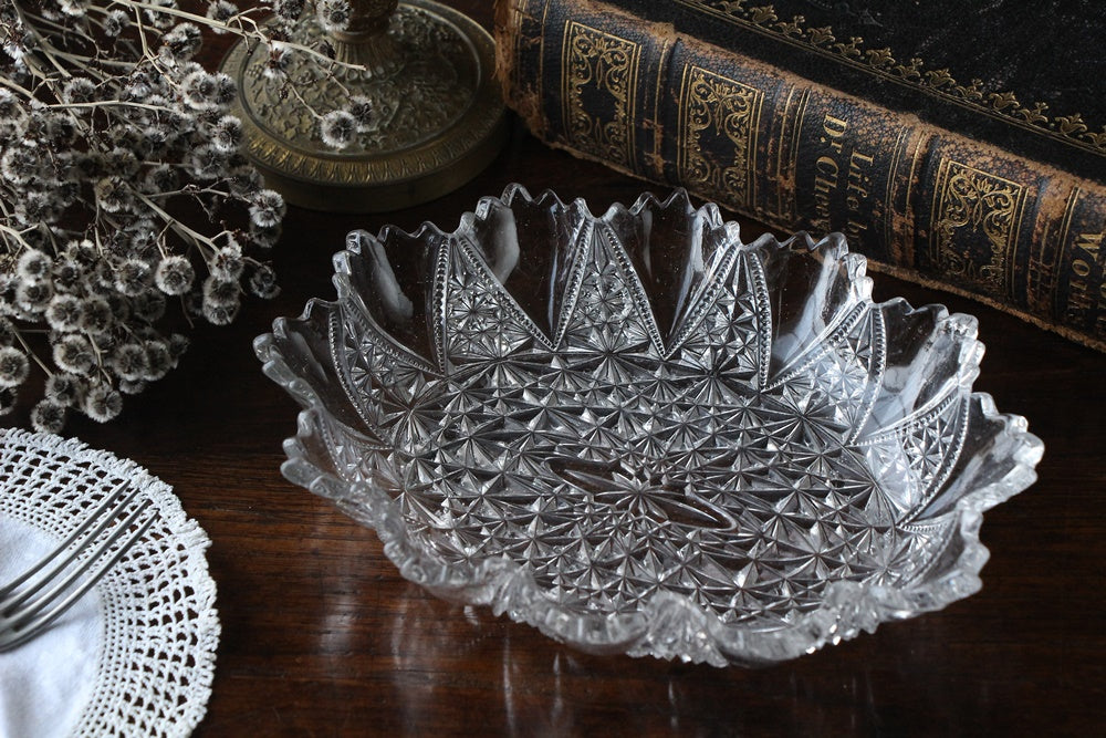 再お値下げ中】ヴィクトリア時代のフリルガラス皿5枚