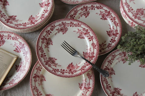 13枚あり！ショワジールロワ窯赤いバラモチーフのお皿　フランスアンティーク食器