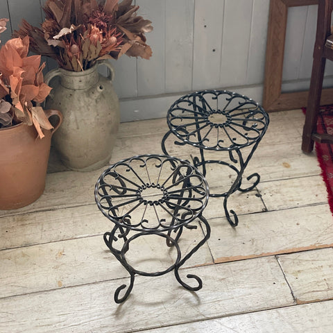 ２点あり！曲線が可愛いアイアンスタンド　フランスアンティーク