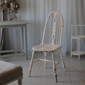 アンティークチェア　ホワイト 白ペイントのホイールバックチェア（高さ94cm） イギリス