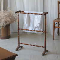 ボビンレッグが可愛いタオルラック　フランスアンティーク