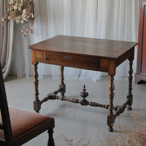 木肌の美しい1900年代オーク材サイドテーブル　フランスアンティーク