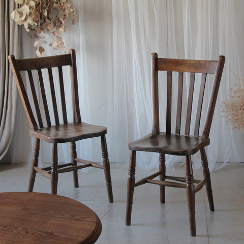 2脚あり！シンプルで美しいダイニングチェア　フランスアンティーク