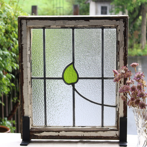 葉っぱ模様のステンドグラス　イギリスアンティーク　46.5cm×54cm