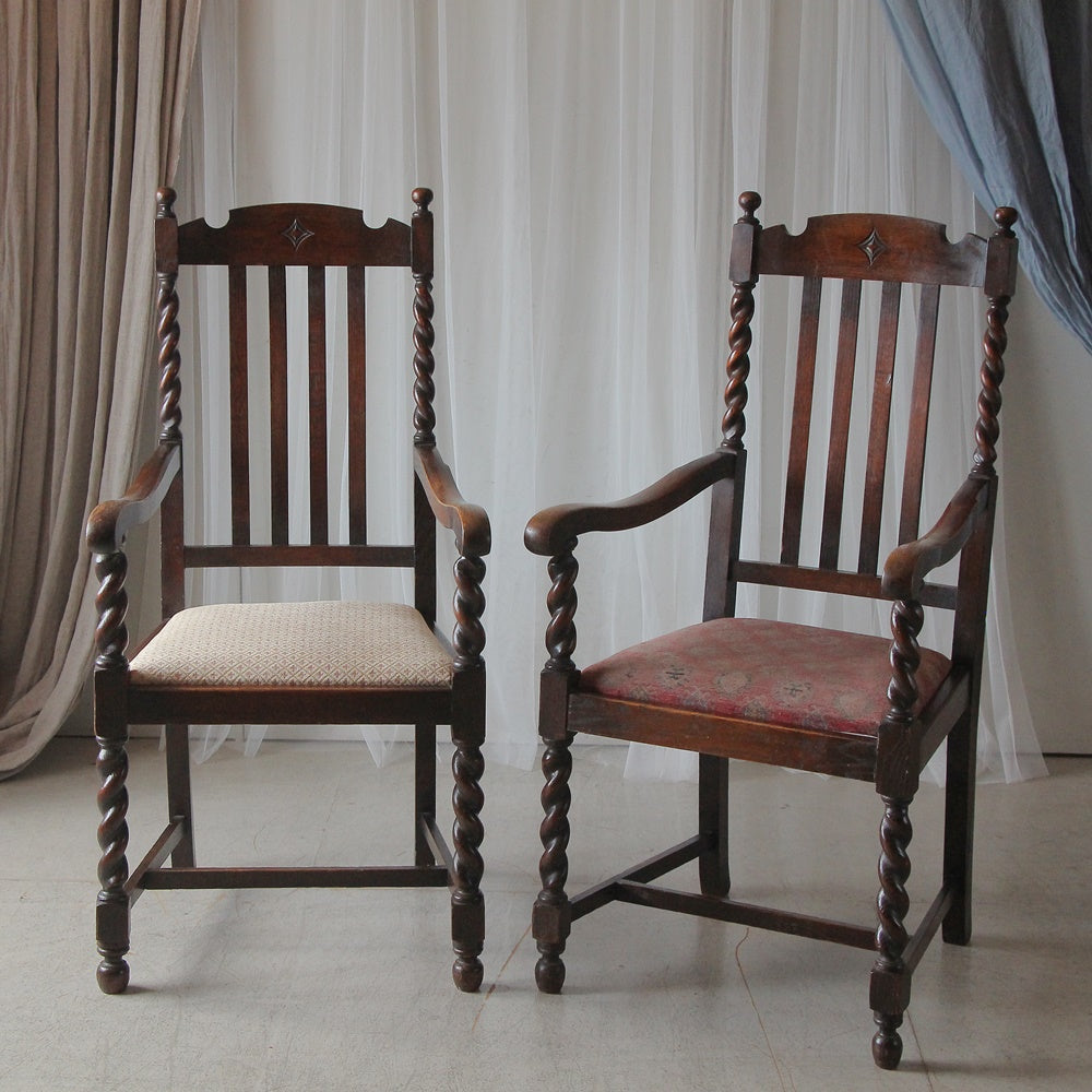 ２脚あり！1920年代オーク材ツイストのアームチェア　イギリスアンティーク