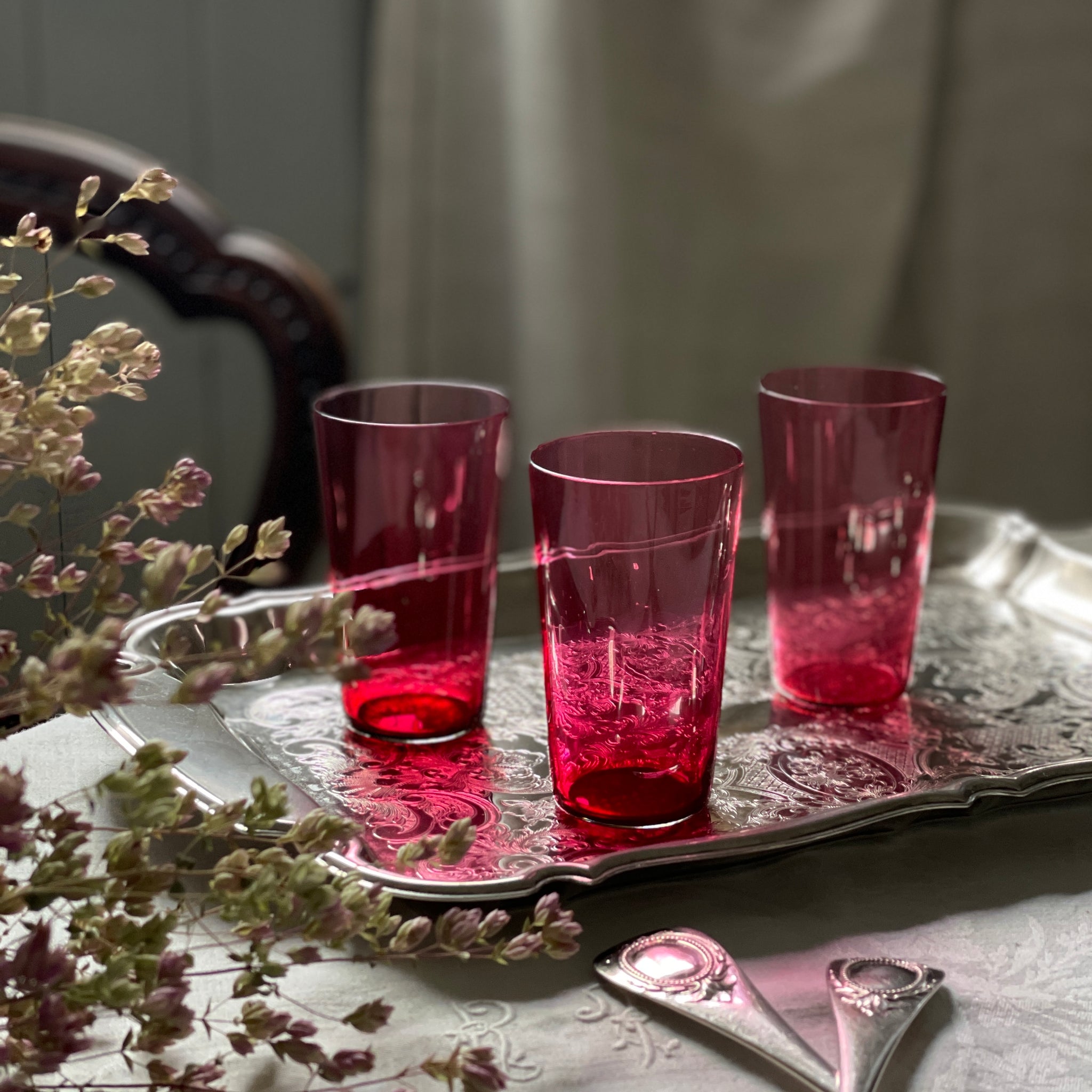 ラスト1点！クランベリーガラスのグラス イギリスアンティークガラス雑貨 – チェルシーオールド