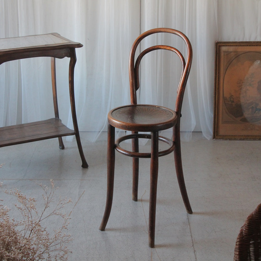 小さなベントウッドハイチェア（高さ93cm） イギリスアンティーク