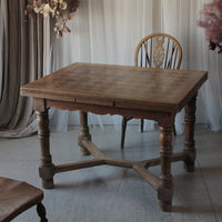 1900年代素朴さ感じるパーケットリー細工オーク材テーブル　フランスアンティーク