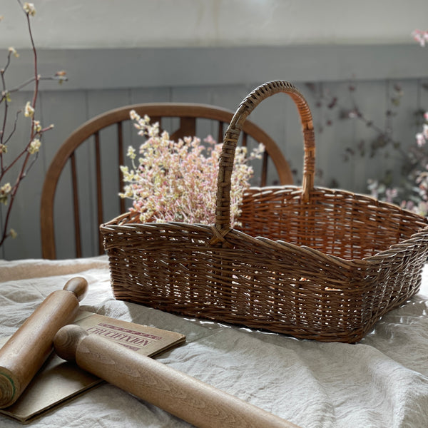 使い勝手の良いバスケット（深さ12cm） イギリスアンティーク