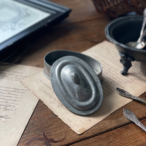 アンティーク インテリア雑貨 / メタル雑貨 – チェルシーオールド