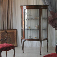 1910年代マホガニー材猫足が美しいキャビネット（高さ185cm）　イギリスアンティーク