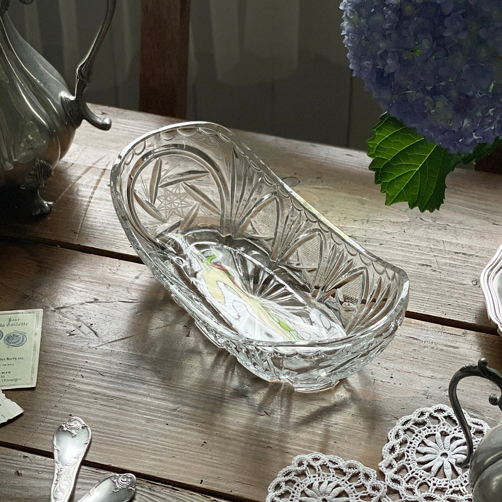 花器として楽しめるオーバルガラスボウル（横幅24.5cm）eg231192　イギリスアンティーク