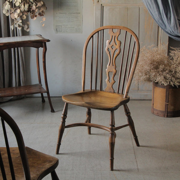 イギリス　ヴィンテージ　ホィールバックチェアー④ 徹底解説】ホイールバックチェアとは | 【世界基準の品質】英国