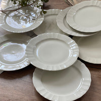 ９枚あり！リモージュ焼きの白い平皿（直径24.5cm）　フランスアンティーク