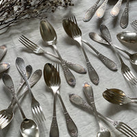 １１セットあり！細工が美しいディナースプーン＆フォークセット　フランスアンティーク