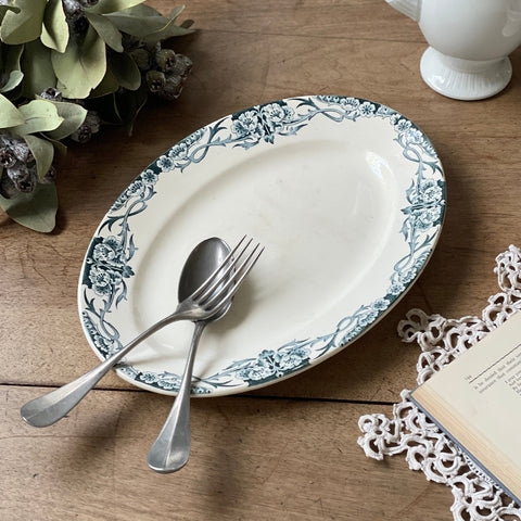 アンティークのお皿等の陶器が600点以上 – チェルシーオールド