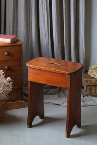 持ち運びに便利な四角いスツール（椅子）　イギリスアンティーク家具