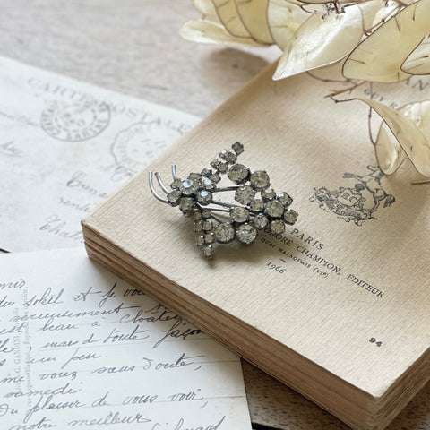 1920年代花束のガラスブローチ（4×5.5cm）　イギリスアンティーク