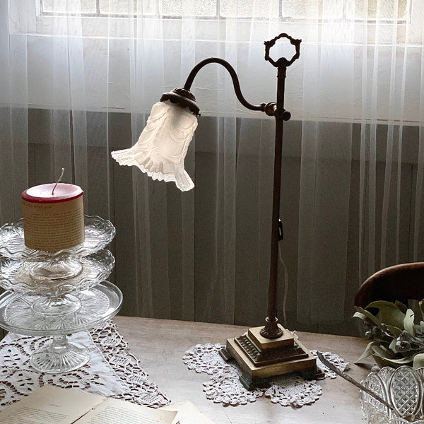 シェード付き真鍮デスクランプスタンド（高さ58cm） フランス