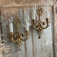 ２点あり！リボンの２灯ブラケット（壁付け照明）　フランスアンティーク