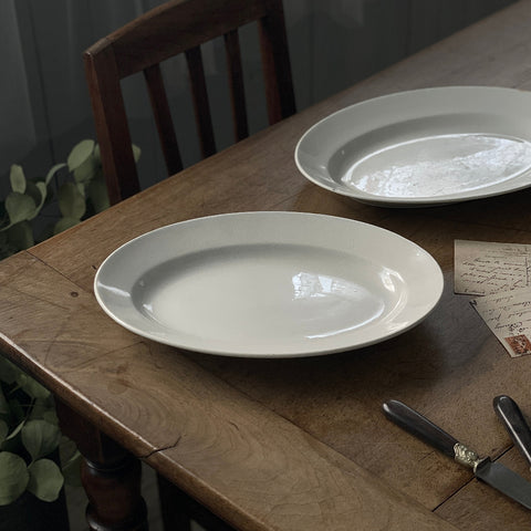 売り切り❤️フランスアンティーク❤️金縁皿2客(21cm) 年末売り切り❤️フランスアンティーク❤️金縁皿2客(21cm)