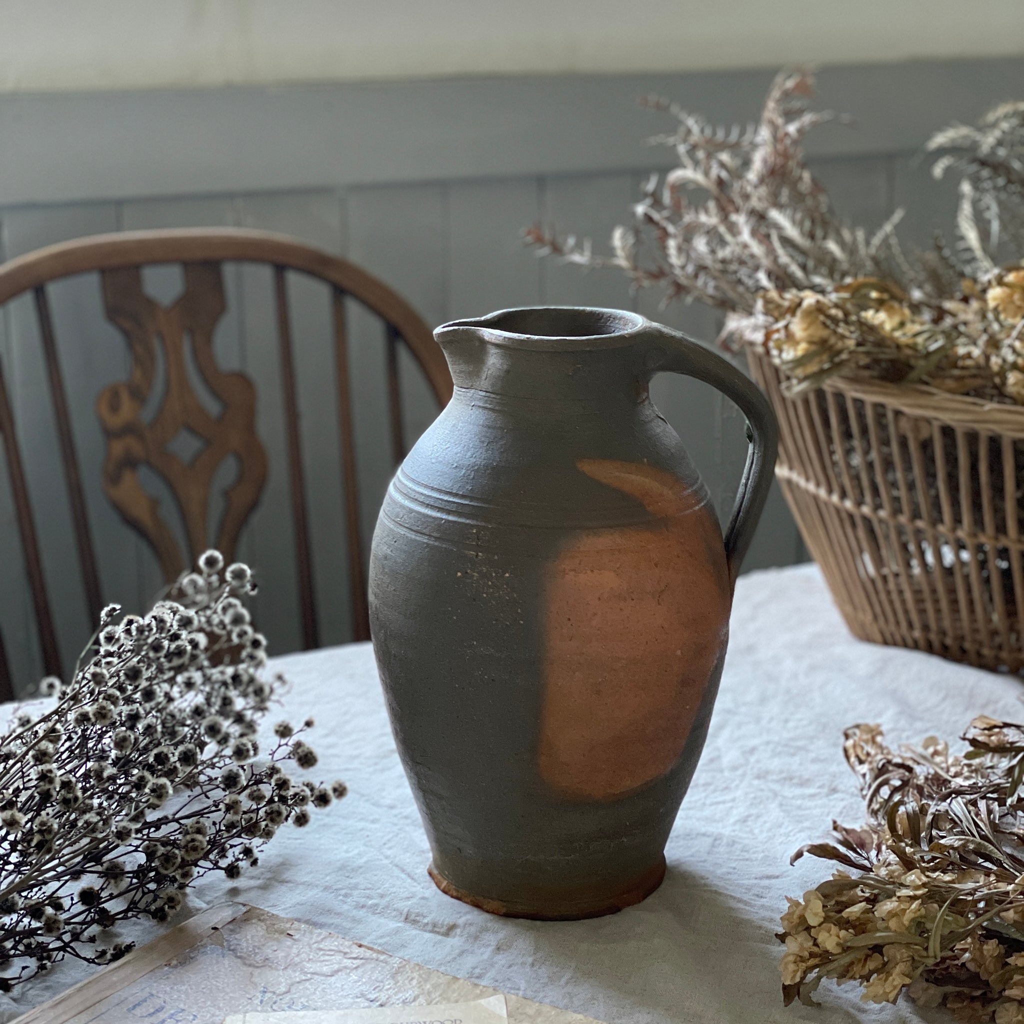 たっぷりの花を入れたい大きめジャグ（高さ30cm）　フランスアンティーク