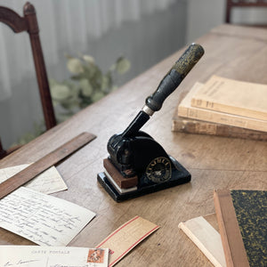 パリのアドレス入りエンボッサー（スタンパー） フランスアンティーク