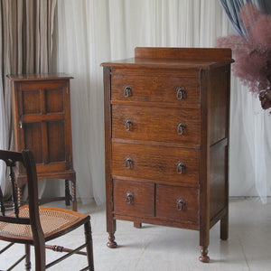 【オリーブオイル様】美品 ★直接お渡し限定(東京都)★アンティーク　木製チェスト 1940年代オーク材4段チェスト（幅60cm） イギリスアンティーク