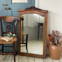 木彫りの花模様が素敵なオーク材ミラー（64.5x107cm）　フランスアンティーク