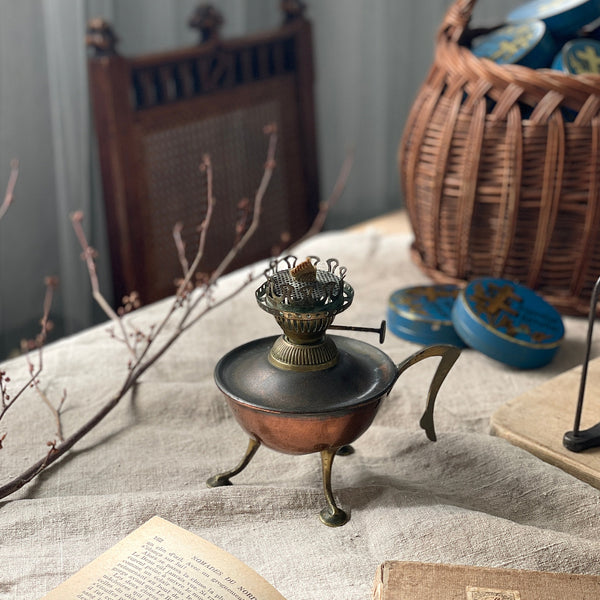 インテリアとして楽しみたいコッパー（銅）オイルランプ フランス