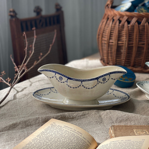 リュネビル窯ブルーのガーランド柄ソーシエール フランスアンティーク