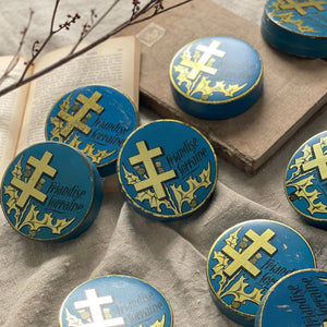 複数個あり！ロレーヌ十字のキャンディー缶（直径9cm） フランス