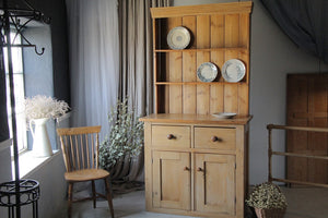ヴィクトリアン飴色の木肌のオールドパイン材ドレッサー（高さ198.5cm）　イギリスアンティーク家具