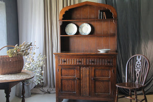 丸いトップが素敵な1930年代オーク材ドレッサー（高さ183cm）　イギリスアンティーク家具