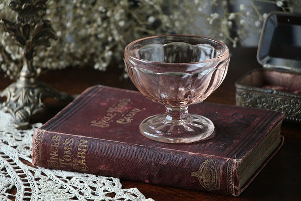 アンティークのガラス食器 eg212573-a_7461705f-cfa3-4d0f-